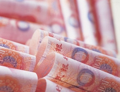 企业收到100元假币被银行没收，应列那什么会计科目，可以所得税前扣税除？